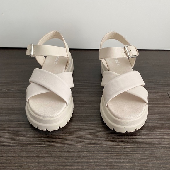 Timberland London Vibe Ankle-Strap Sandals // Light Taupe - Picture 12 of 15